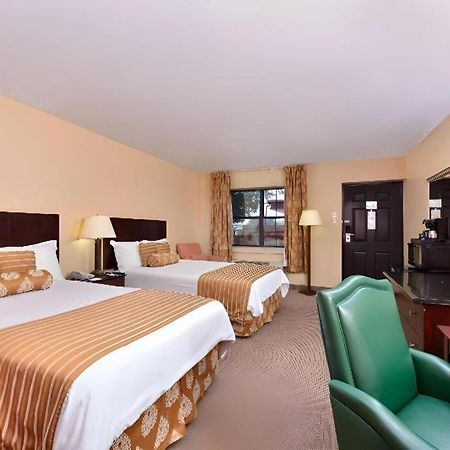 Americas Best Value Inn & Suites Victoria Ngoại thất bức ảnh