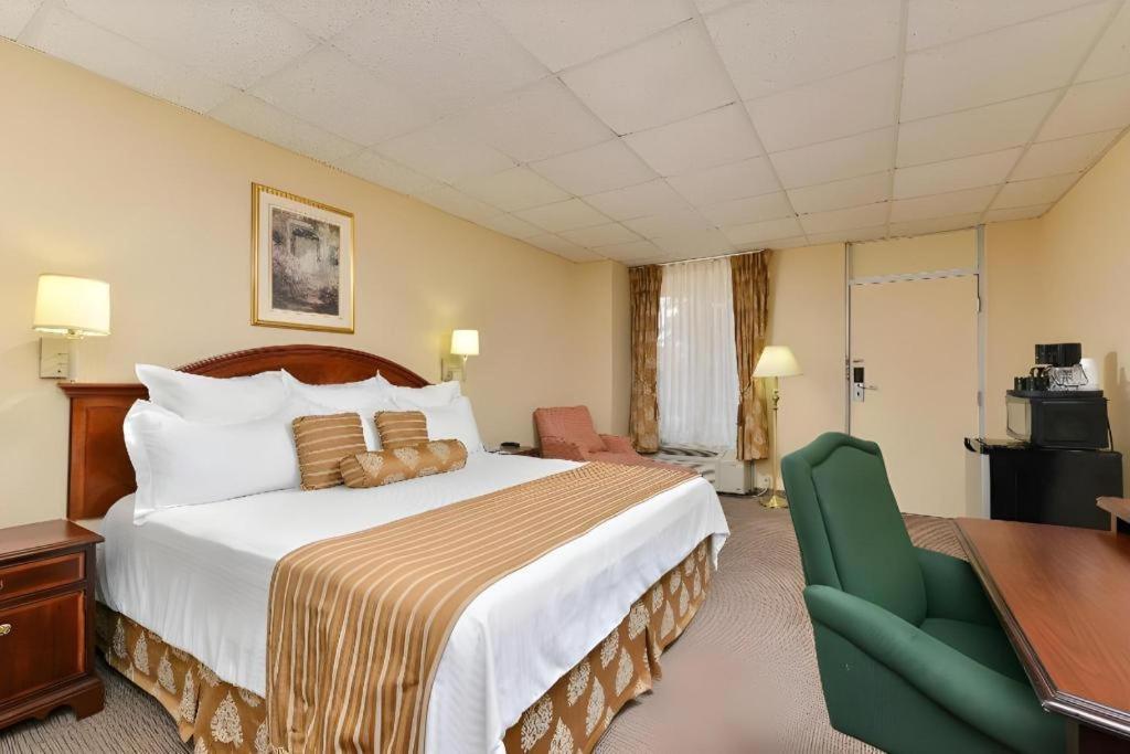 Americas Best Value Inn & Suites Victoria Ngoại thất bức ảnh