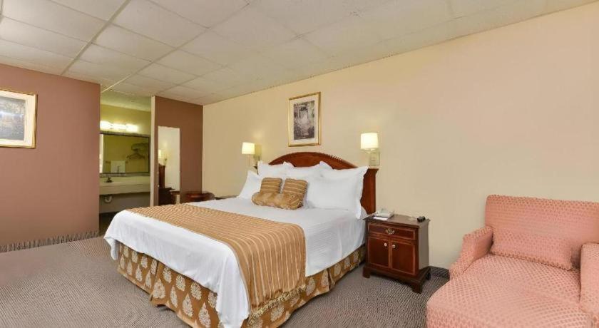 Americas Best Value Inn & Suites Victoria Ngoại thất bức ảnh